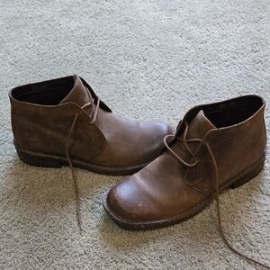 Born Brown Chukka Boots Classic Design